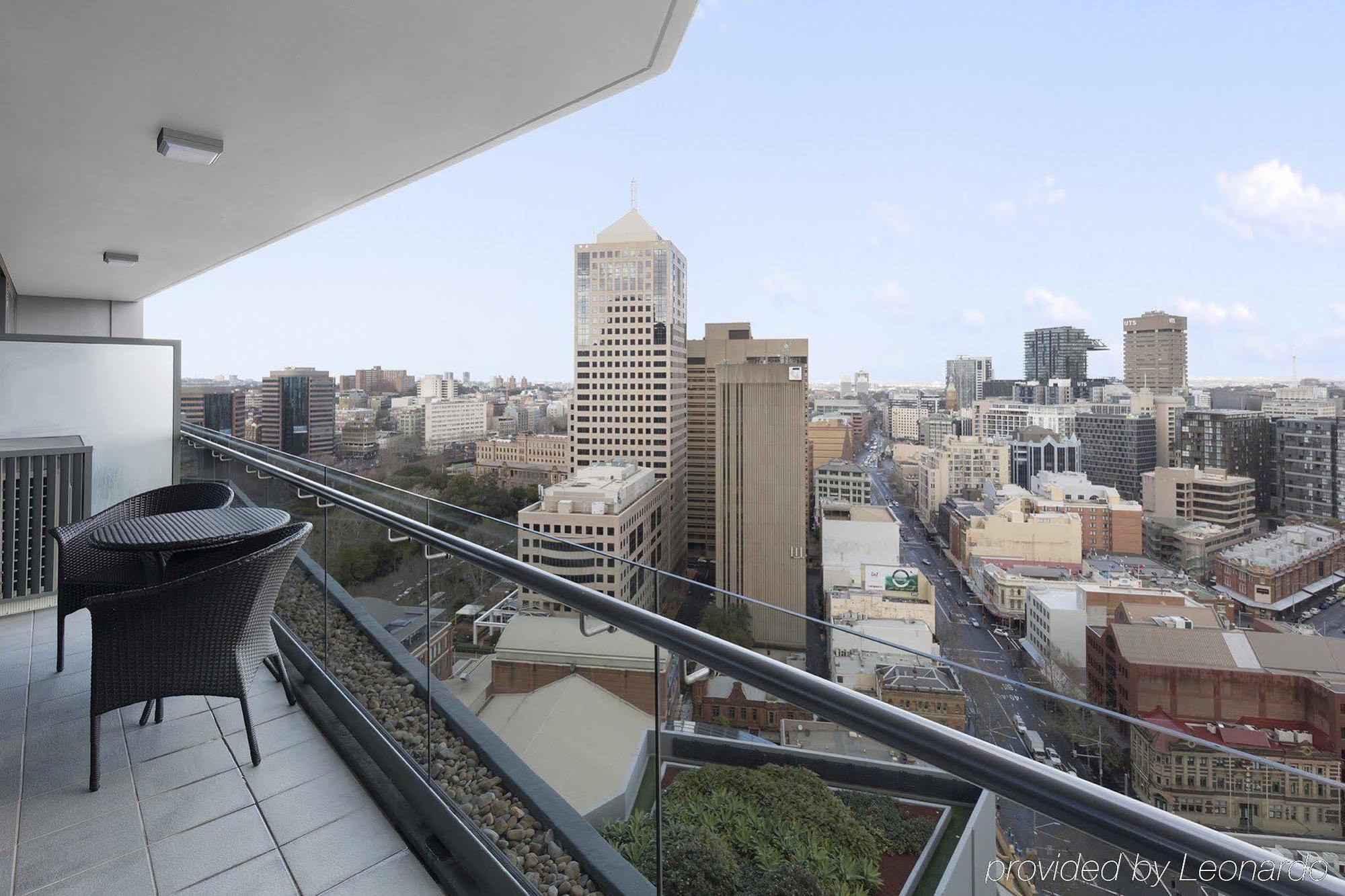 Meriton Suites Campbell Street, Sydney Exterior photo